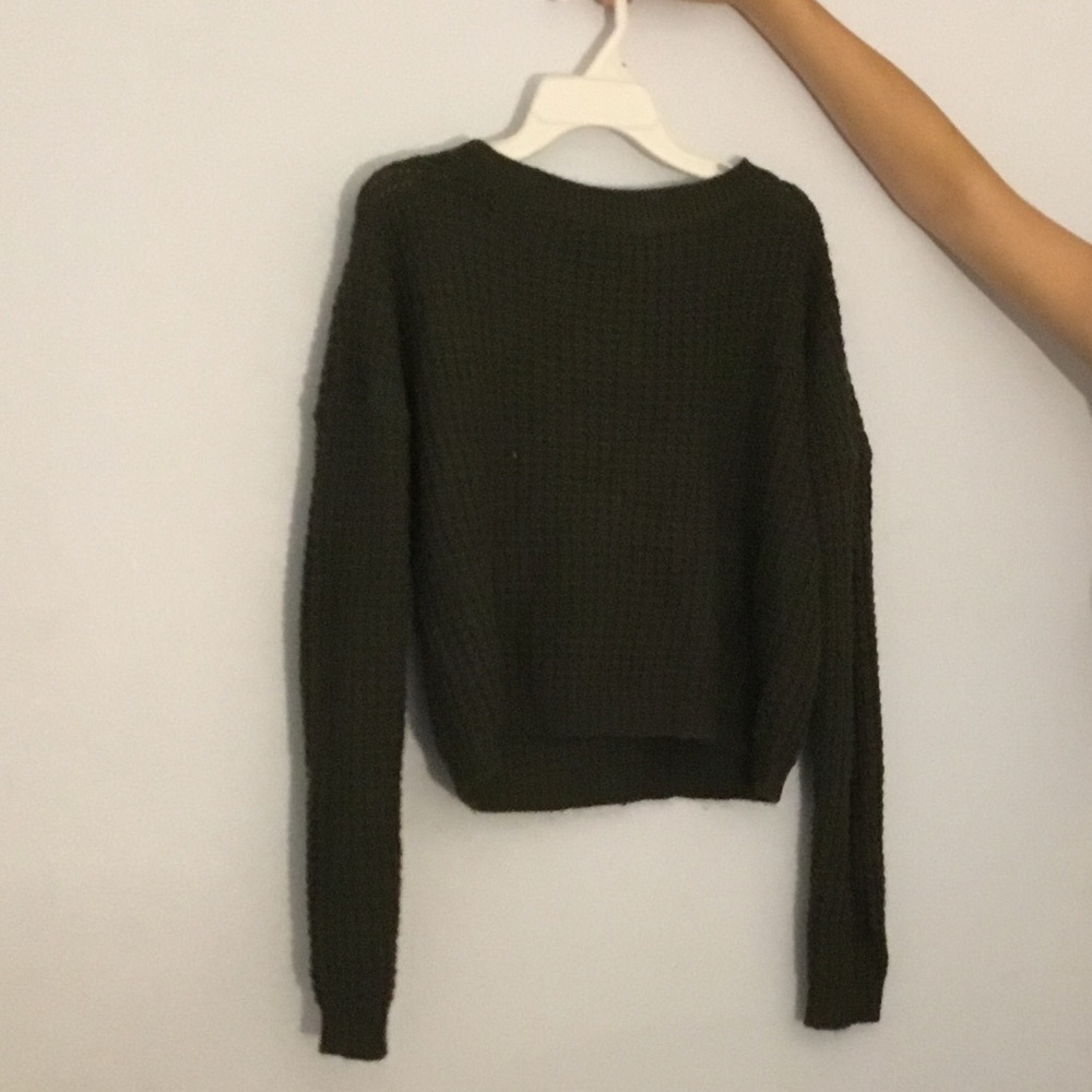 Crop sweater